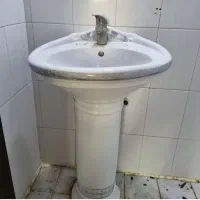 روشویی پایه دار به همراه شیر مخلوط اهرمی