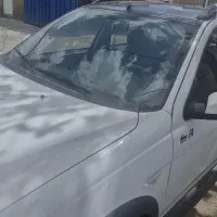 کوییک r سفید مشکی