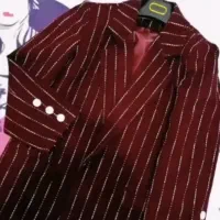 همکاری با پوشاک