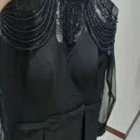 لباس مجلسی|لباس|رودهن, |دیوار