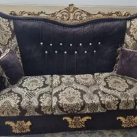 یک دست مبل هفت نفره۲۵t/یک جفت فرش ۹ متری ۹t