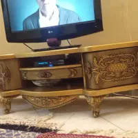 میز تلویزیون|میز تلویزیون|اندیشه, اندیشه فاز ۱|دیوار