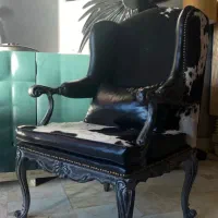 مبل تکی با پوست چرم گاو