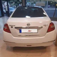 نیسان تی ینا HI