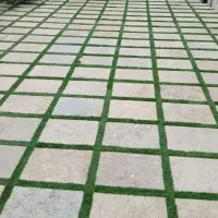 موزاییک کار . کاشی کار وسنگ کار