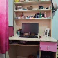 میز تحریر و کتابخانه و میز کامپیوتر