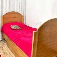 تخت|تخت و سرویس خواب|شاهین‌شهر, فدک|دیوار