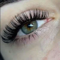 اکستنشن مژه اسپایکی و والیوم فقط 300 و 350 تضمینی