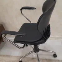 صندلی میز تحریر و اداری و دفتر کار و مغازه|صندلی و نیمکت|شاهینشهر, شهرک میلاد|دیوار