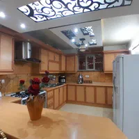 فروش آپارتمان ۱۴۴ متری ۴ خوابه طبقه ۱