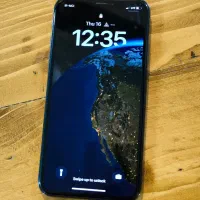 گوشی ایفون X تر تمیز