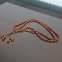 تسبیع دست ساز خرما وحشی بدون ایراد و براق شدن