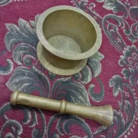 یدونه هاون برنج 40 ساله|کلکسیون اشیاء عتیقه|نجف‌آباد, باغ ملی|دیوار