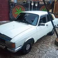 خودروی سواری پیکان مدل 83