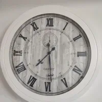 ساعت دیواری بزرگ