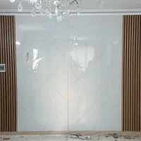 نصب قرنیز. لمینت  پارکت.  کفپوش  دیوار پوشو..