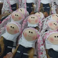 تولید کننده عروسک‌های روسی و پولیشی