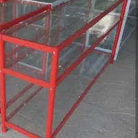 قفسه و ویترین