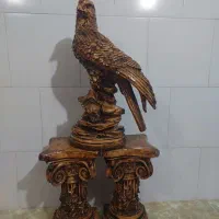 مجسمه عقاب و ۲عدد پایه جنس گچ (فوری)