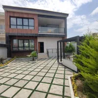 ویلا-دوبلکس-مدرن-260متری-لوکیشن-عالی-زیباکنار