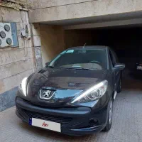 ۲۰۷ مدل ۱۴۰۱ سقف فلز فرمان برقی TU5.مشابه صفر