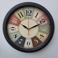 ساعت دیواری اتاق و اشپزخانه