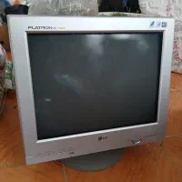 مانیتور خانگی تمیز 17 LG  مناسب دوربین مداربسته