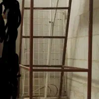 چهارپایه آهنی