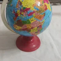 کره جغرافیایی دانش‌آموزی ۲۰ سانتی  سالم و تمیز