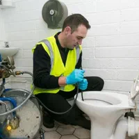 لوله بازکنی و تخلیه چاه((صالحی)) شبانه روزی