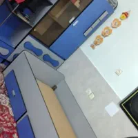 تخت‌..کمد‌وکناری.به‌همراه‌میز‌تحریر