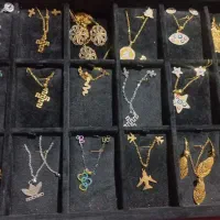 تعداد زیادی بدلیجات رنگ ثابت