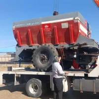 فروش کود دامی پشت تراکتور