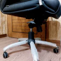 صندلی اداری. مدیریتی. کارشناسی