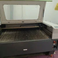 برش لیزری co2و دیودی و پرس حرارتی