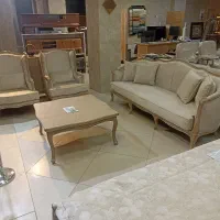 نیرو فروش در مبلمان