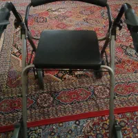 واکر چرخ دار تاشو