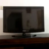 یک عددتلویزیون ال سی دی۳۲اینچ|تلویزیون و پروژکتور|ملایر, |دیوار