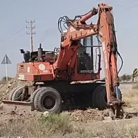 اجاره بیل مکانیکی لاستیکی با پیکور