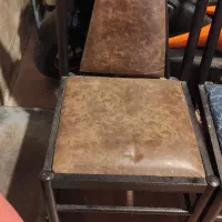 صندلی تمیز در حد نو دونه ای ۷۰۰