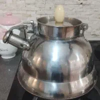 کتری استیل ۴لیتری درحدنو