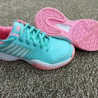 کتونی اورجینال سایز۳۸ و۳۹