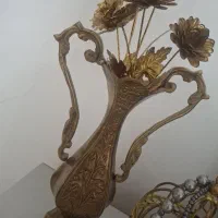 گل و گلدان برنجی