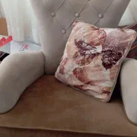 مبلمان و میز ناهار خوری