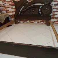 تاج تخت و لوازم دیگر