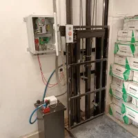 کرکره برقی شیشه سیکوریت.نفربرهیدرولیک.