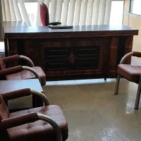 میز مدیریت ۲ متری و ۴ عدد صندلی