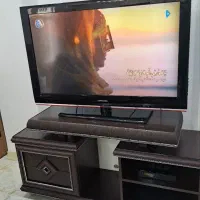 میز تلوزیون به همراه تلوزیون سامسونگ ۴۲ اینچ