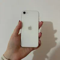 گوشی آیفون se 2022