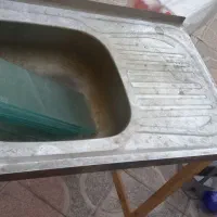 مرغ خورد کن و تابلو روان